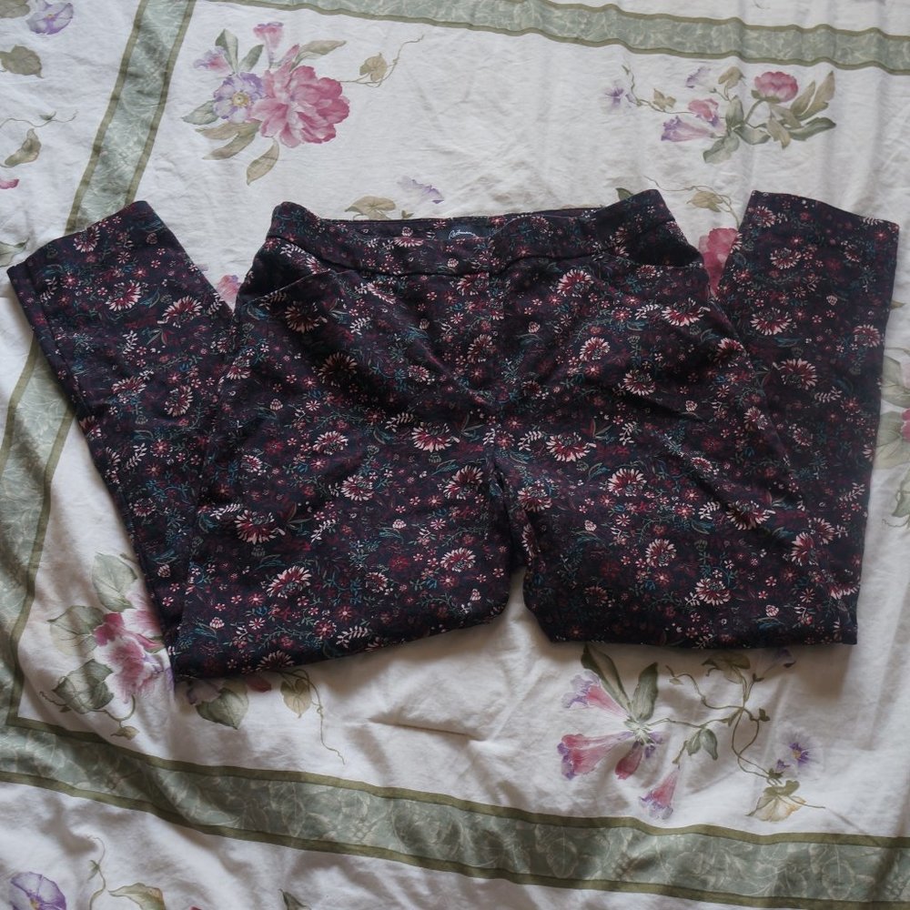 women's reitmans floral jeggings/skinny jeans